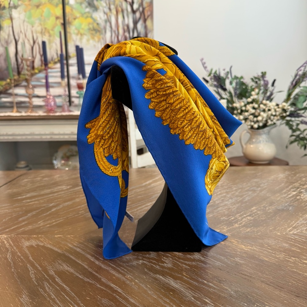 Authentic Chanel Scarf - Picture 5 of 8